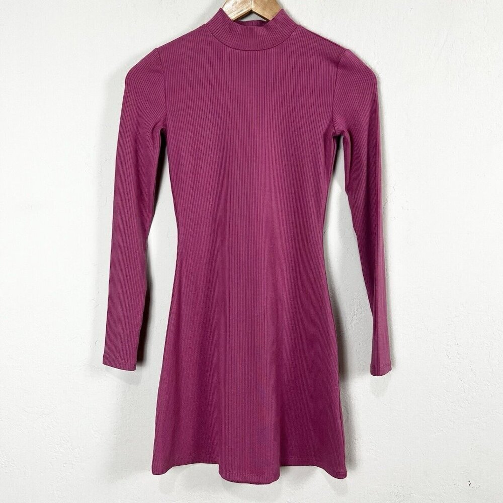 Aritzia Sunday Best Mini Dress Pink Ribbed Knit Long Sleeve Mock Neck Size XXS